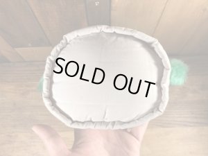 80年代頃のセサミストリートのオスカーのビンテージのぬいぐるみ