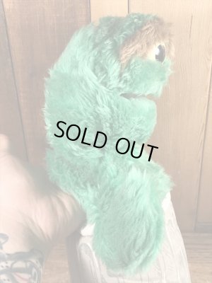 80年代頃のセサミストリートのオスカーのビンテージのぬいぐるみ