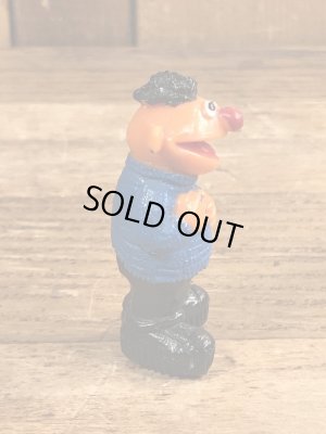 80年代頃のセサミストリートのアーニーのビンテージのPVCフィギュア