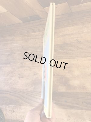 80年代頃のセサミストリートのビンテージの絵本