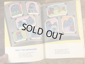 80年代頃のセサミストリートのビンテージの絵本