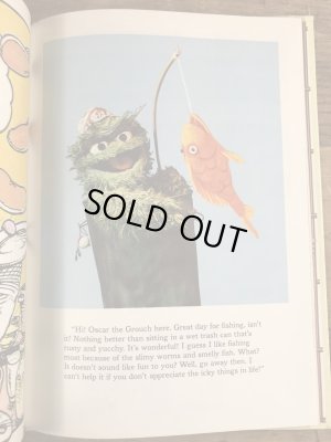 80年代頃のセサミストリートのビンテージの絵本