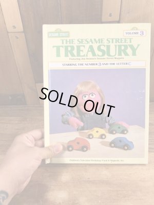 80年代頃のセサミストリートのヴィンテージの絵本