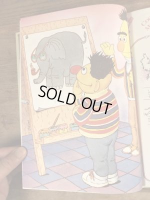 80’sのセサミストリートのヴィンテージのハードカバーブック