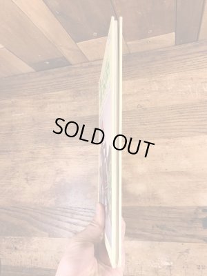 80年代頃のセサミストリートのビンテージの絵本