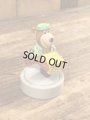 90年代頃のヨギベアのビンテージのミールトイ