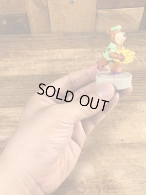 90年代頃のヨギベアのビンテージのミールトイ