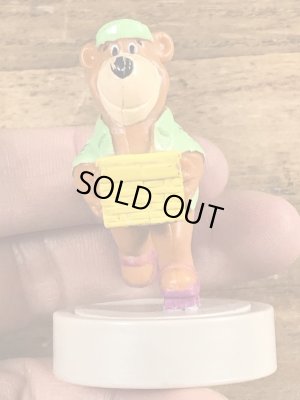 90年代頃のヨギベアのビンテージのミールトイ