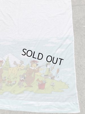 70年代頃のハンナバーベラのヨギベアのビンテージのフラットシーツ