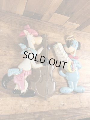 70年代頃のハンナバーベラのハックルベリーハウンドのビンテージの壁掛け