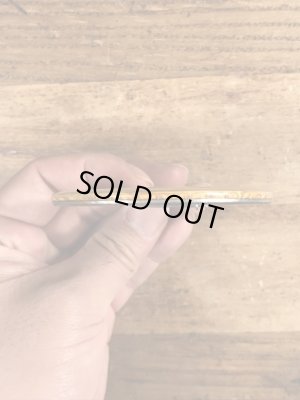 80’sのYield To Temptationのメッセージが書かれたヴィンテージの缶バッチ