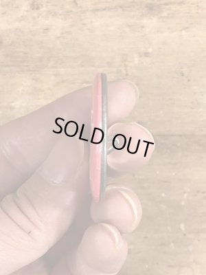 80年代頃のホールマーク社製のメッセージが書かれたビンテージの缶バッジ