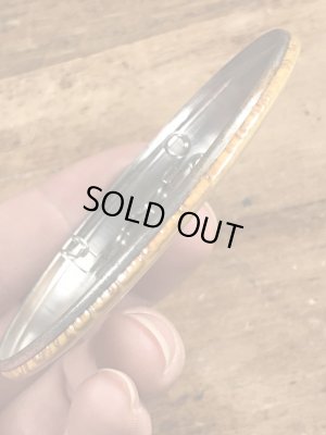 80’sのYield To Temptationのメッセージが書かれたヴィンテージの缶バッチ