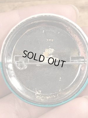 80’sのLet's Talk Tunaのメッセージが書かれたヴィンテージの缶バッチ