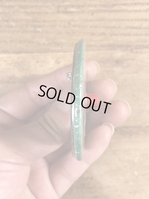 80年代頃のルーレットが付いたビンテージの缶バッジ