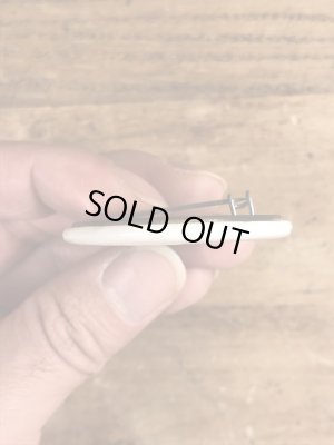 80’sのLet's Talk Tunaのメッセージが書かれたヴィンテージの缶バッチ