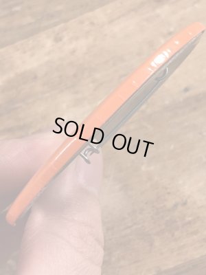 80年代頃のAsk Me If I Really Give A Shirt.のメッセージが書かれたヴィンテージの缶バッチ