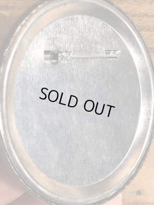 80'sのDon't Bug Me, Bug Stella!のメッセージが書かれたビンテージの缶バッジ