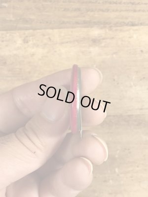 60~70年代頃のDraft Beer Not Studentsのメッセージが書かれたビンテージの缶バッジ