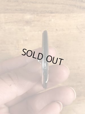 80年代頃のYou Should Be A Hemorroid.のメッセージが書かれたビンテージの缶バッジ