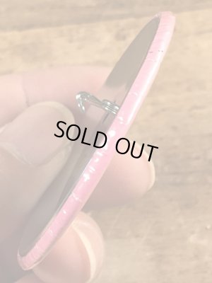 80’sのBite Meのブタが描かれたヴィンテージの缶バッチ