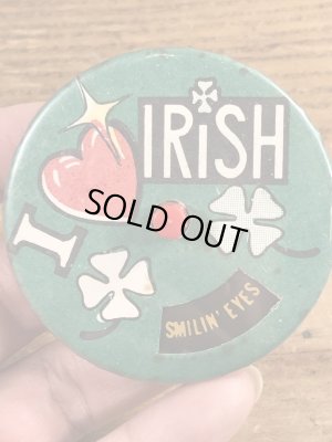 80年代頃のルーレットが付いたビンテージの缶バッジ