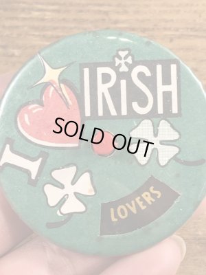 80年代頃のルーレットが付いたビンテージの缶バッジ