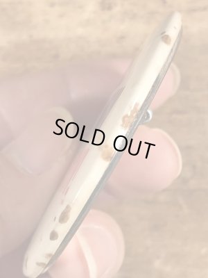 80年代頃のメッセージが書かれたビンテージの缶バッジ