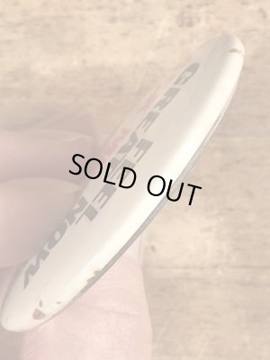 80年代頃のメッセージが書かれたビンテージの缶バッジ