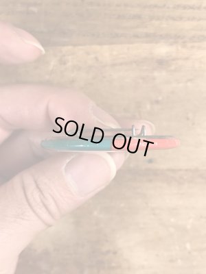 80’sのWhat's So Goddamned Terrific About...のメッセージが書かれたヴィンテージの缶バッチ