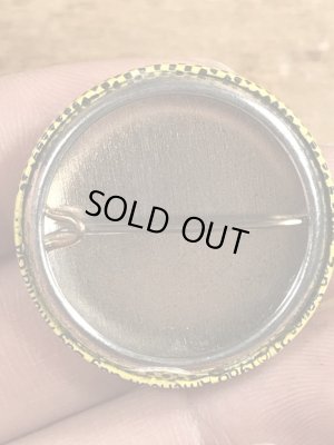 80’sのBeer Inspector Ready For My Next Case!のアメリカンジョークが描かれたヴィンテージの缶バッチ