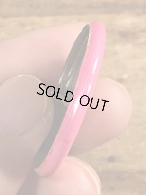 80'sのCowabunga Dude!のメッセージが書かれたビンテージの缶バッジ