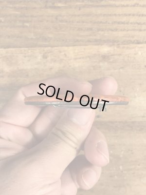 80’sのHallmark社製のTempt Me!のメッセージが書かれたヴィンテージの缶バッチ