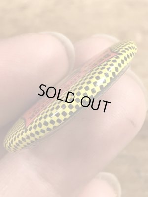 80年代頃のAmerican gag bag社製のメッセージが書かれたビンテージの缶バッジ