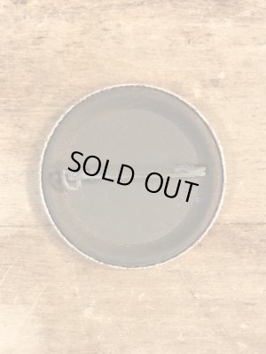 80’sのDepression's Over...のメッセージが書かれたヴィンテージの缶バッチ