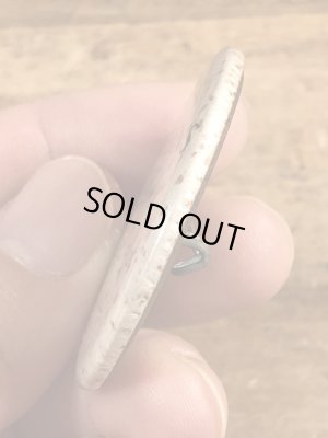 80年代頃のDepression's Over...のメッセージが書かれたビンテージの缶バッジ