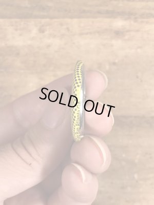 80年代頃のAmerican gag bag社製のメッセージが書かれたビンテージの缶バッジ