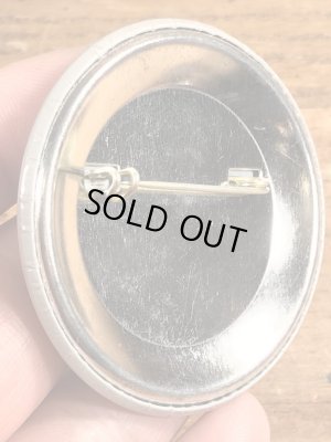 80'sのYouth Is Wasted On The Young.のメッセージが書かれたビンテージの缶バッジ