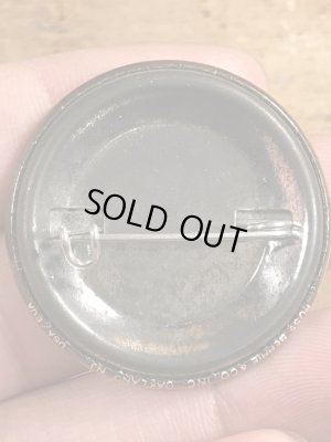 80’sのSame Shit Different Dayのメッセージが書かれたヴィンテージの缶バッチ