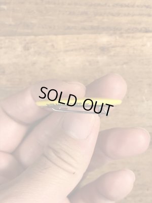 80’sのBack Off!...のメッセージが書かれたヴィンテージの缶バッチ