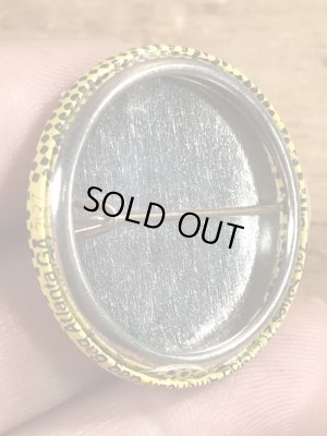 80’sのBeer Inspector Ready For My Next Case!のアメリカンジョークが描かれたヴィンテージの缶バッチ