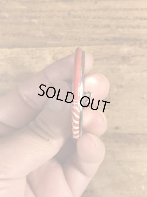 80年代頃のケンタッキーの皮肉のメッセージが書かれたヴィンテージの缶バッチ