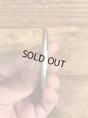 80年代頃のアンハイザーブッシュビールのメッセージが書かれたビンテージの缶バッジ