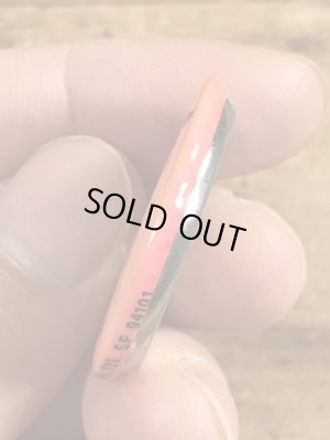 80年代頃のDangerous Unless Heavily Sedatedのメッセージが書かれたヴィンテージの缶バッチ