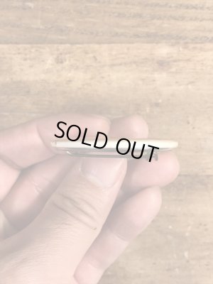 80'sのDanger!! High Voltage Wiresのメッセージが書かれたヴィンテージの缶バッチ