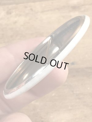 60~70'sのBuy The Avenger We Need The Moneyのメッセージが書かれたヴィンテージの缶バッチ