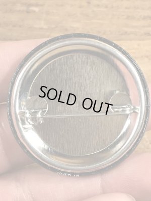 90’sのIt's Not The Same Old Thingのメッセージが書かれたビンテージの缶バッジ