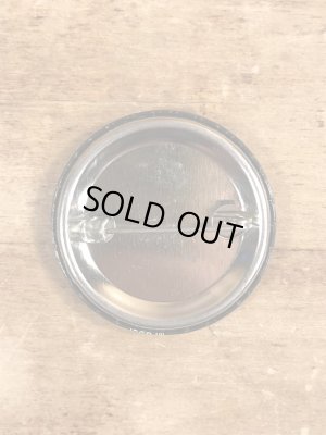 90’sのIt's Not The Same Old Thingのメッセージが書かれたビンテージの缶バッジ