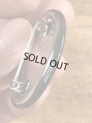 90’sのIt's Not The Same Old Thingのメッセージが書かれたビンテージの缶バッジ