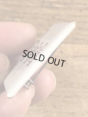 80年代頃のFuck You Fuck Me Fuck Everybodyのメッセージが書かれたヴィンテージの缶バッチ